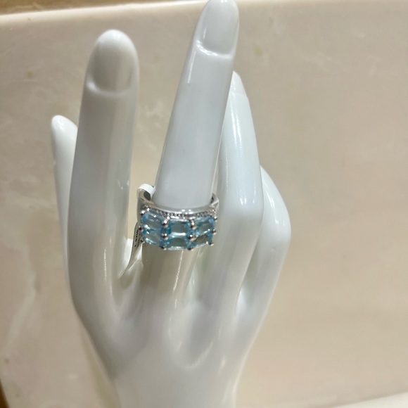Sale‼️Sterling Silver Topaz Ladies' Ring- Size 7 - - Picture 8 of 12
